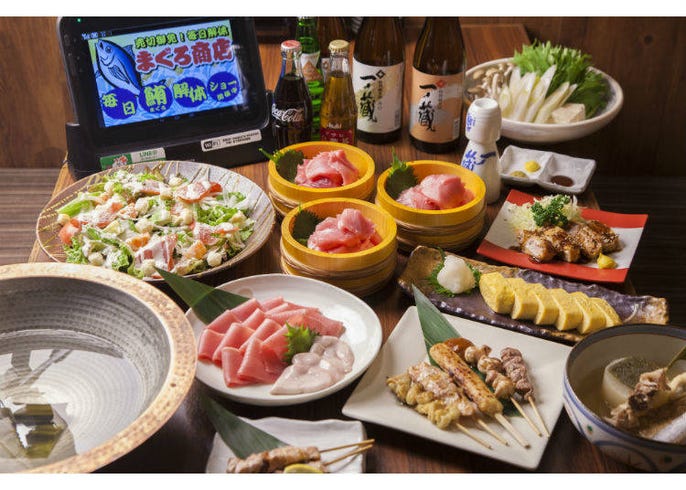 去看看能品味到刚竞拍买下的鲜鱼的金枪鱼剖鱼表演吧 Live Japan 日本的旅行 旅游 体验向导