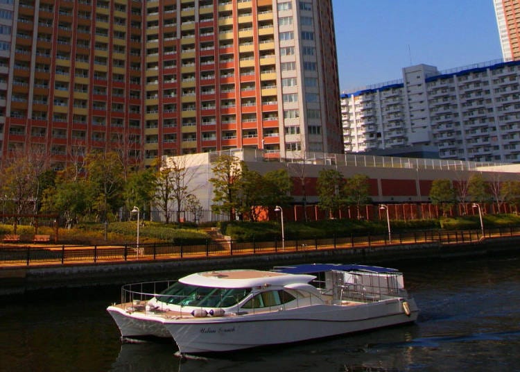 Urban Launch – Tokyo’s Fanciest Water Bus Experience