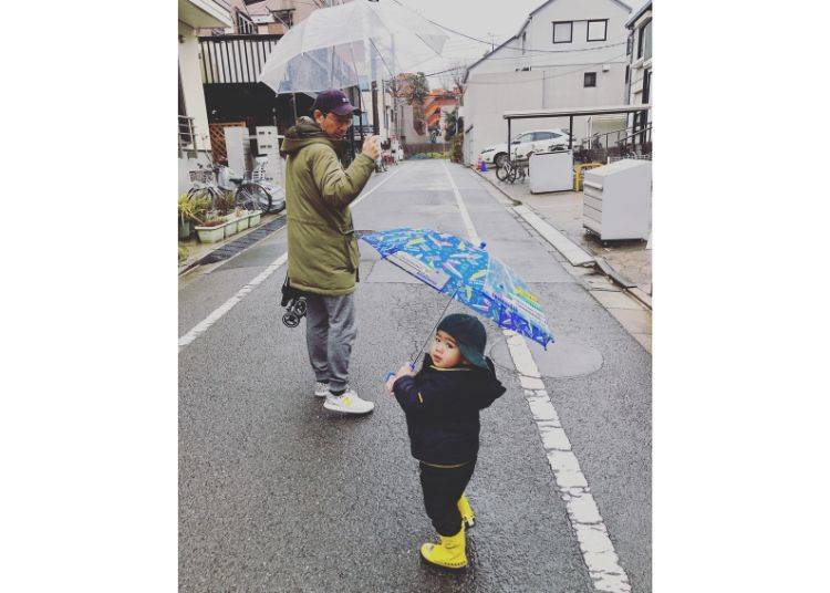 下雨天會寒冷許多，可以穿羽絨外套禦寒｜照片取自《明太子小姐生活旅遊日記》Facebook
