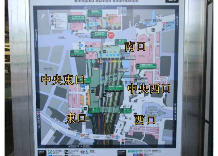 JR「新宿」駅改札周辺に設けられた新宿駅周辺の案内図