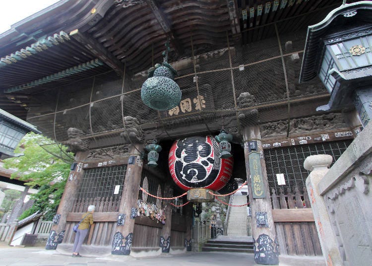 เพลิงของ Ogoma ที่ลุกไหม้มาเป็นเวลากว่าพันปี
ไปเที่ยววัด “Naritasan Shinshoji” ที่เทพเจ้าแห่งไฟ “Fudomyo o” สถิตอยู่