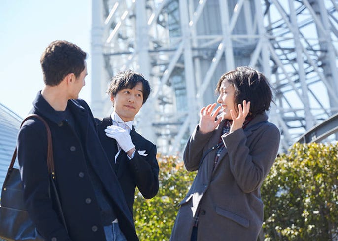 Movie スカイツリーを追求したら 外国人も仰天のデカ盛り寿司とお土産に遭遇 東京執事物語 Live Japan 日本の旅行 観光 体験ガイド