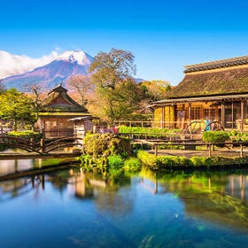 Mt. Fuji, Oshino Hakkai, & Gotemba Premium Outlets® or Onsen Day Tour
▶Details & bookings
(Image: Klook)