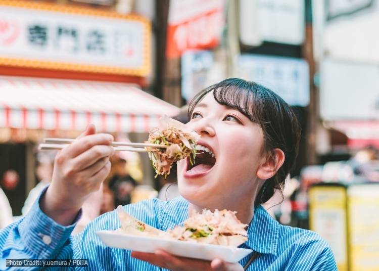 How to eat takoyaki in Japan