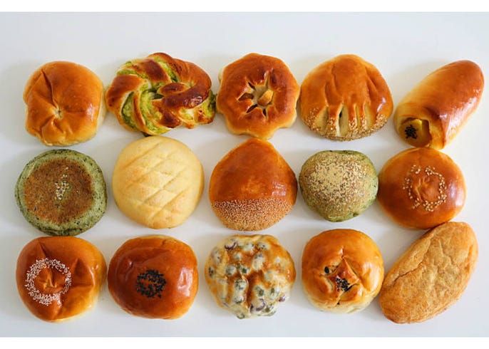 浅草あんぱん15種を徹底比較 とにかく種類が多い老舗パン屋で人気の味を食べ比べてみた Live Japan 日本の旅行 観光 体験ガイド