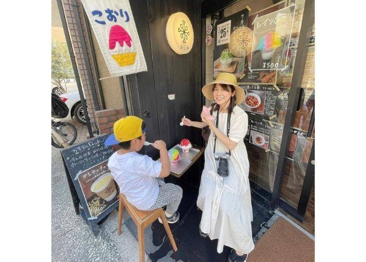 Orang dewasa dan kanak-kanak harus ingat untuk menyediakan topi. / Foto ihsan daripada laman Facebook & Instagram "Ms. Mentaiko's Life and Travel Diary"