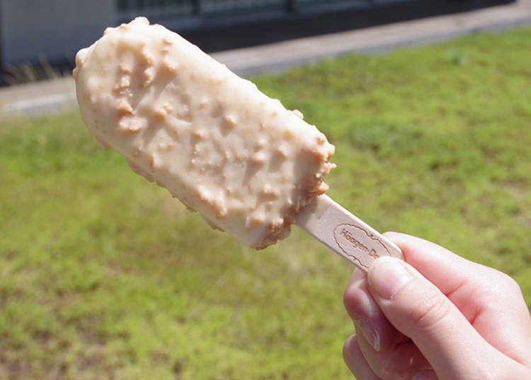 クランチークランチ「ココナッツ」(期間限定)(税込294円)