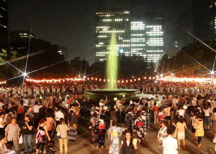(2025년 중지)도쿄의 히비야공원 마루노우치 온도다이 본오도리(봉오도리) 대회