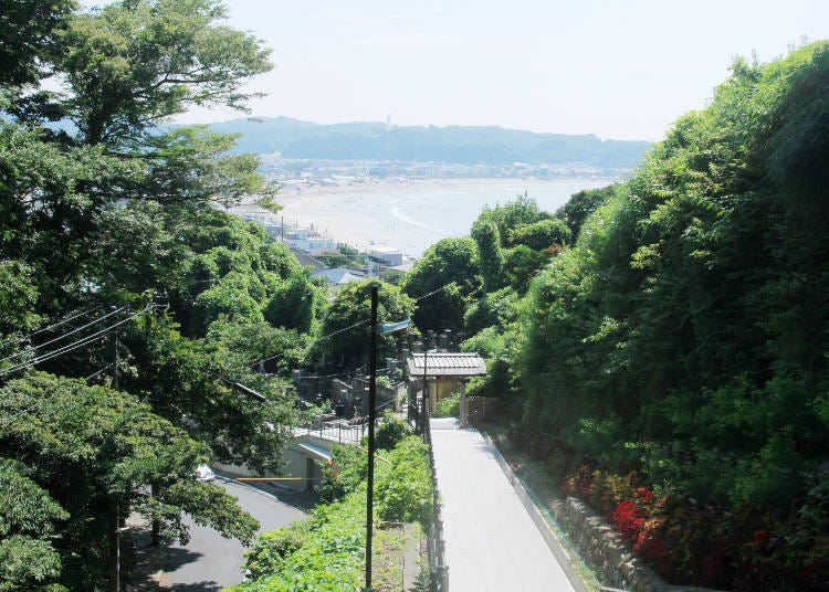 Yuigahama Beach, seen from the approach to Jojuin Temple