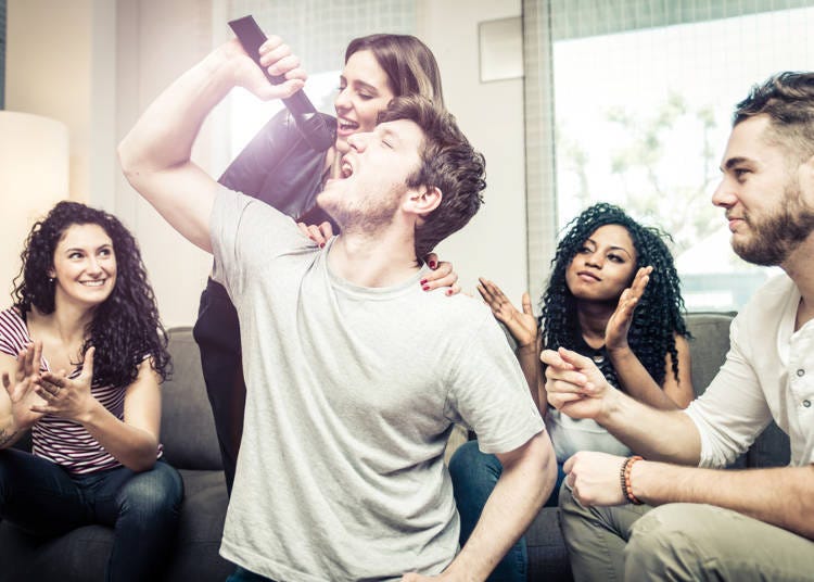 Japan’s Karaoke Craze Has Also Swept Across China