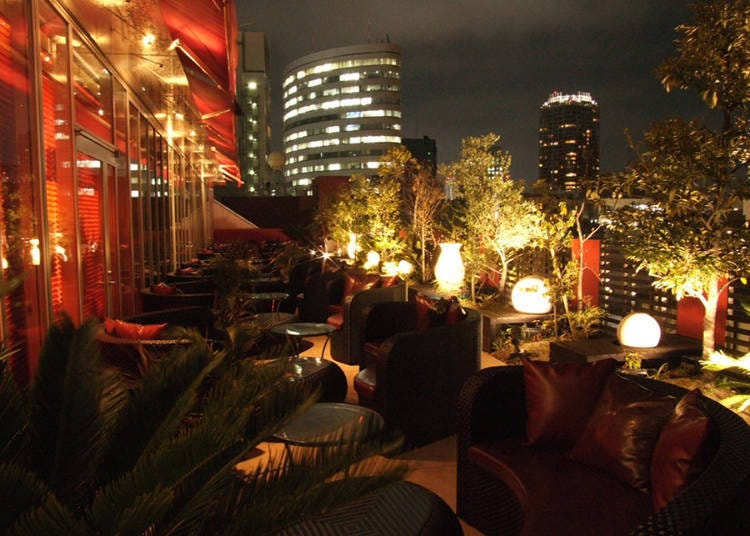 Franzuya: Relax Under Tokyo’s Night Sky on an Open Terrace
