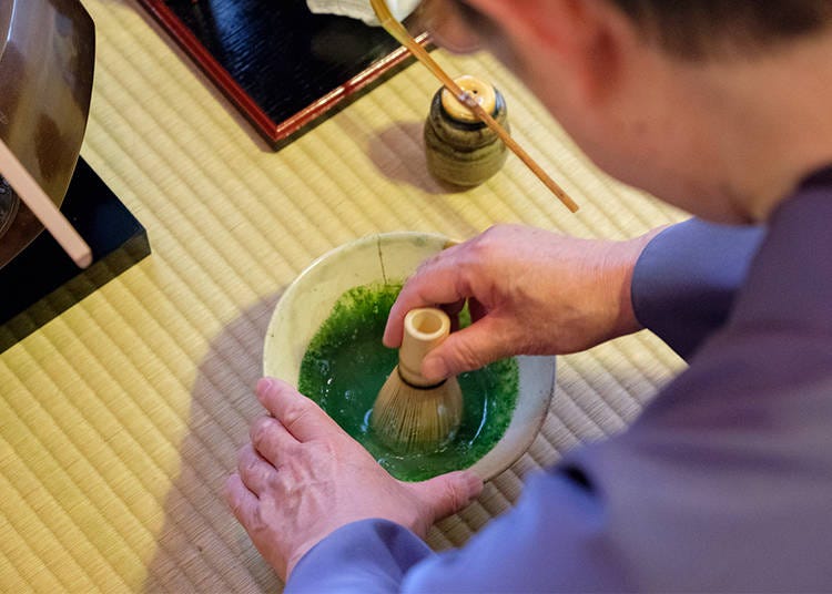 What kind of tea is used in Japanese Tea Ceremony -
Usucha vs. Koicha: Which Should You Choose?