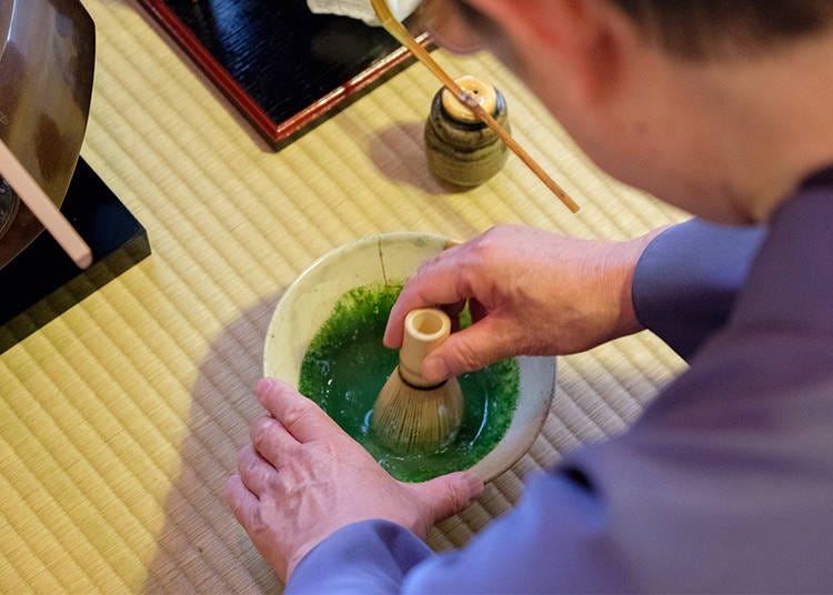 What kind of tea is used in Japanese Tea Ceremony -
Usucha vs. Koicha: Which Should You Choose?