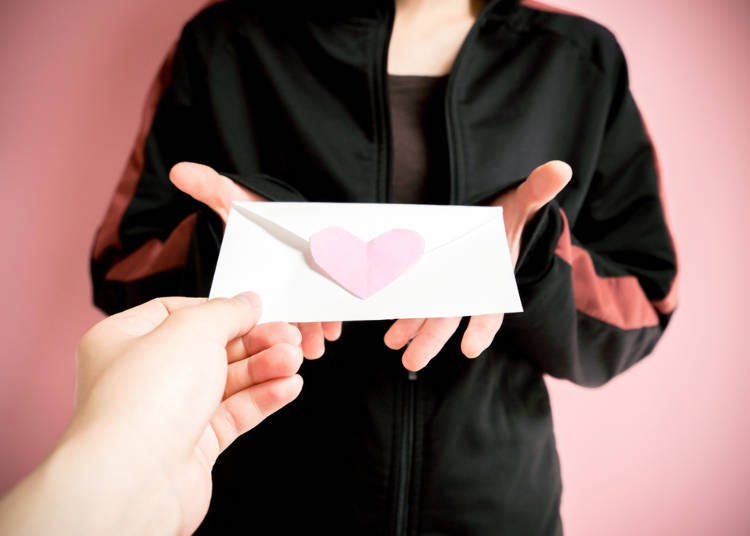 1. “I want to be the one approaching, so it’s just perfect that Japanese men are shy!” / American Woman