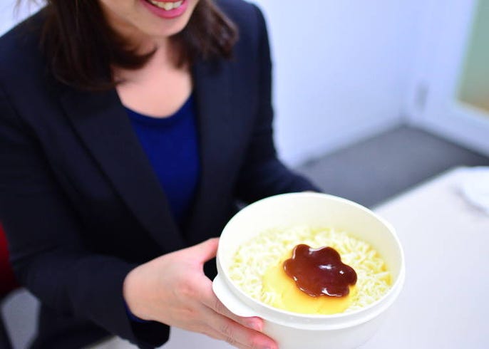 斬新 台湾で流行った プリンラーメン を日本の定番ラーメンの味で試してみたら Live Japan 日本の旅行 観光 体験ガイド