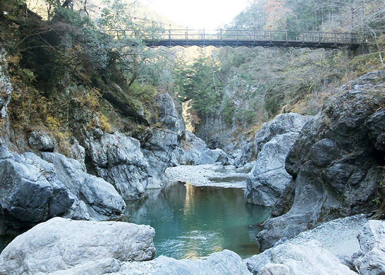 3. Hatonosu Ravine: the Roaring River Below Your Feet