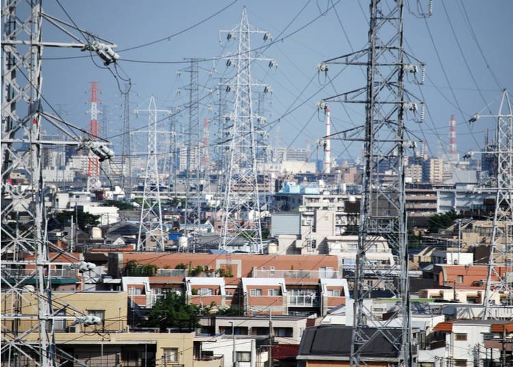 Japan – power lines, power lines, power lines everywhere