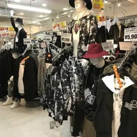 WOODEN DOLL Takeshita Street store (Casual apparel shop)
