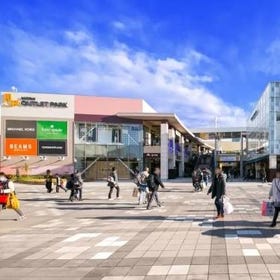 MITSUI OUTLET PARK MAKUHARI (Shopping mall; discount coupon available)