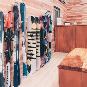 [Nagano] Ski & Snowboard Package Rental in Hakuba