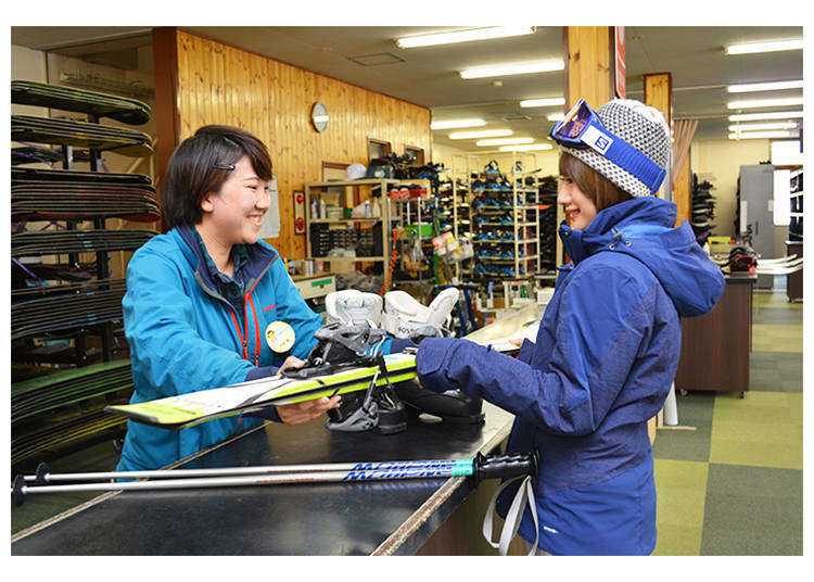 Renting Skis in Japan: How-To Guide for Beginner Skiiers and Snowboarders |  LIVE JAPAN travel guide