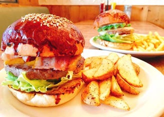 Japan Burger Run 7 Of Tokyo S Best Burger Shops Live Japan Travel Guide