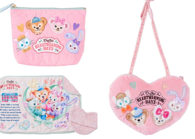 Pouch (2,300 yen), blanket (4,300 yen), neck pouch (200 yen)、