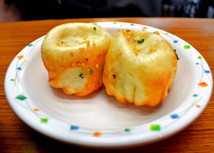 Fried dumplings (4 pieces for 400 yen)