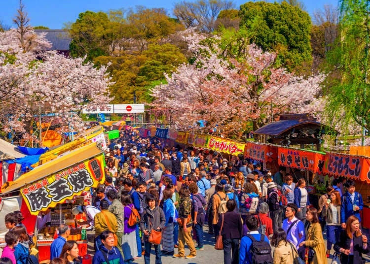 What are Yatai food stalls?