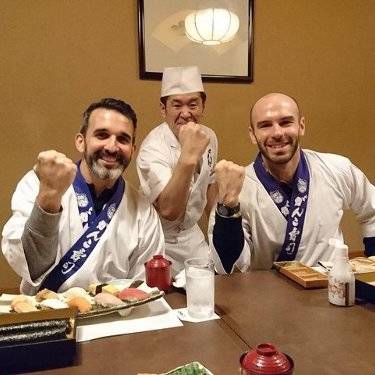 (Tokyo) Tsukiji Fish Market Visit with Sushi Making Experience
Details & Bookings ▶
Image: Viator