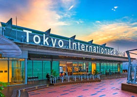 Your Japan Adventure Continues At The Airport: The Ultimate Guide to Shopping and Dining at Haneda Airport!