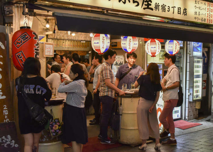 Japanese Drinking Culture is so Different! Exploring the World of Japanese Bars