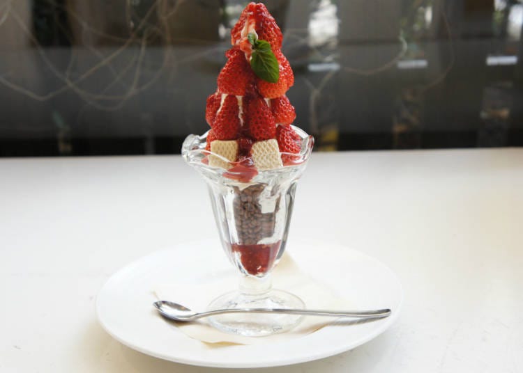【甜點】SILKREAM 特濃北海道霜淇淋草莓聖代 繃出你獨一無二的少女心
