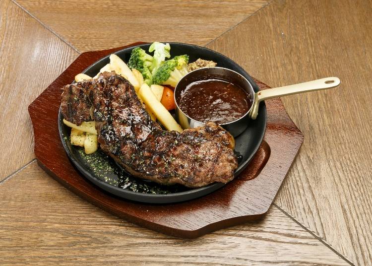 「牛ロース肉の炭焼きグリル　エスタジステーキ200g」1,598円（税込）