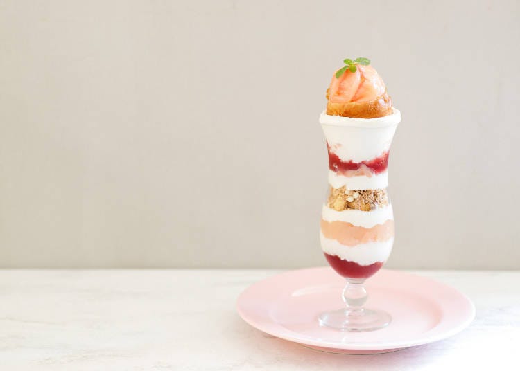 Parfait à la pêche for 1,836 yen