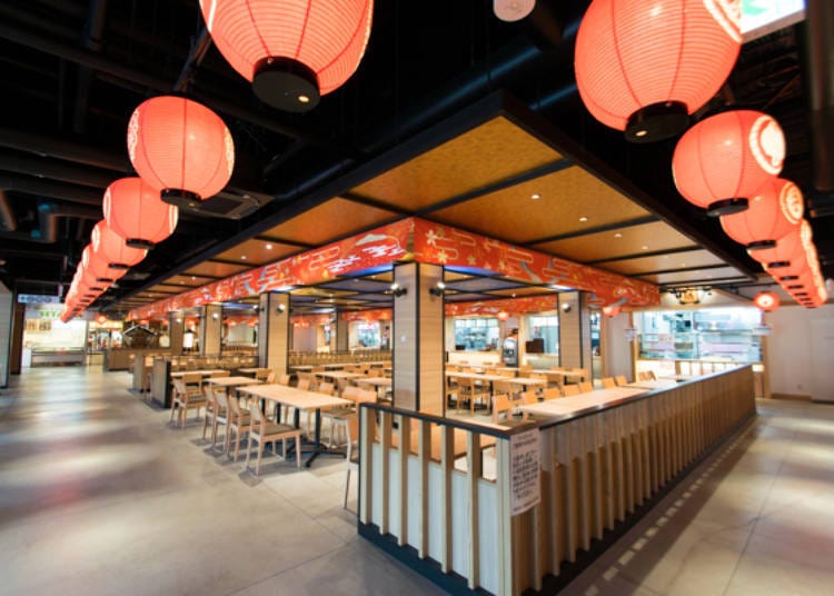 This is the food court where you can taste Chichibu’s specialties.