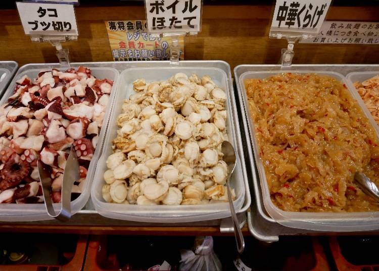 From the right: Chinese-style jellyfish, boiled scallops, chopped octopus