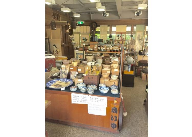 鎌倉で150年以上の歴史を誇る古美術店！『紅家美術店』