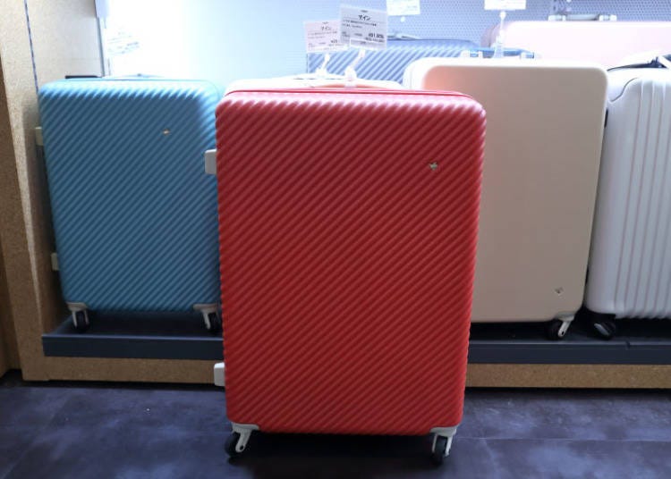 HaNT Mine: a Cute Suitcase that Pops!