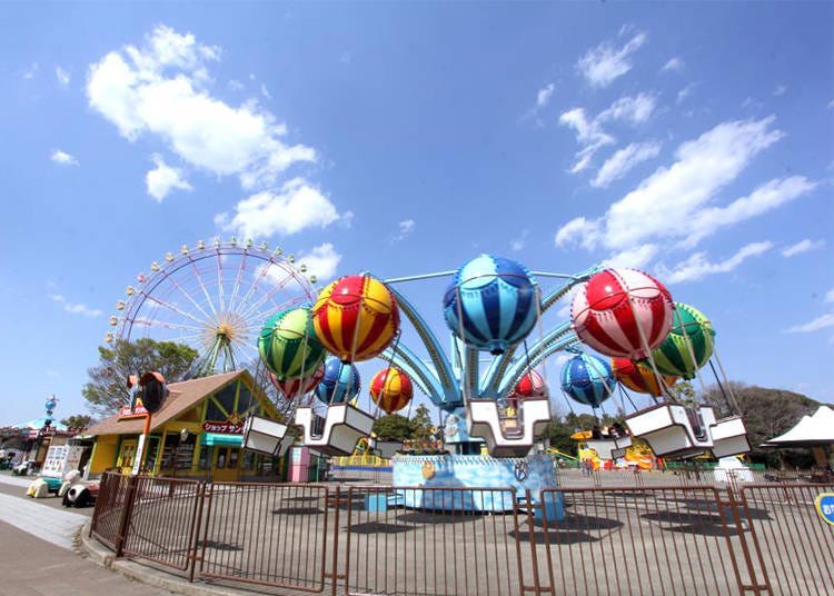 The little amusement park inside the Pleasure Garden