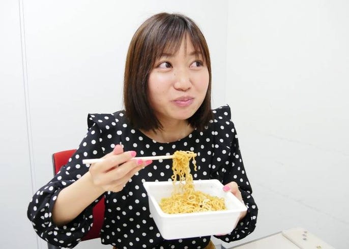 日本のカップ焼きそば ペヤング 12種類を中国人が食べ比べ 焼きそばの本場 中国の人が認めたペヤングは Live Japan 日本の旅行 観光 体験ガイド