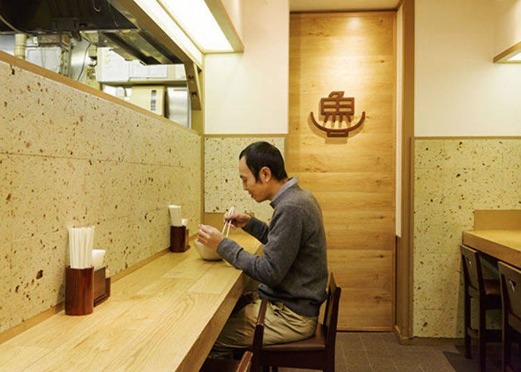 Yuji Ramen’s counter seats.