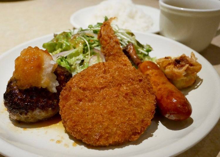 Assorted Lunch Platter, 900 yen (tax included)