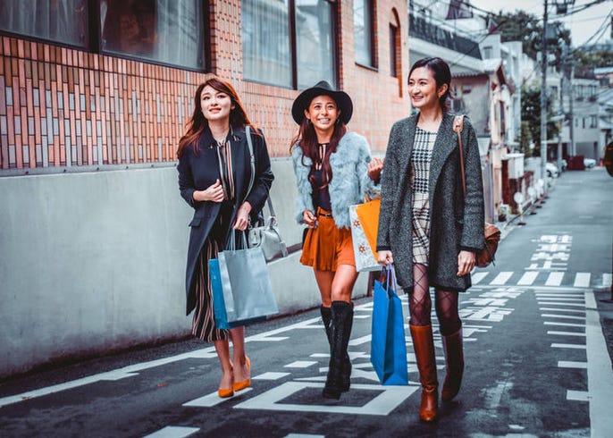 What (Not) To Wear in Japan: A Guide For Professional Women - The