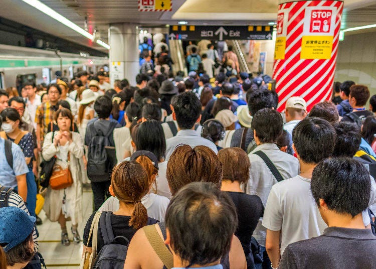 4. Do Not Look at Your Smartphone When You are Walking in the Station or on the Train Platform!