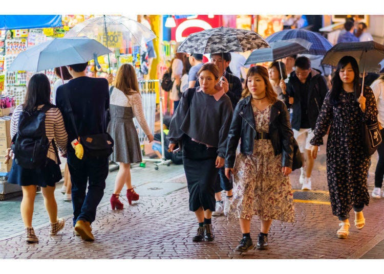 Japanese think the Best Way to Avoid Catching a Cold after Returning Home from Outside is to Gargle and Wash One’s Hands