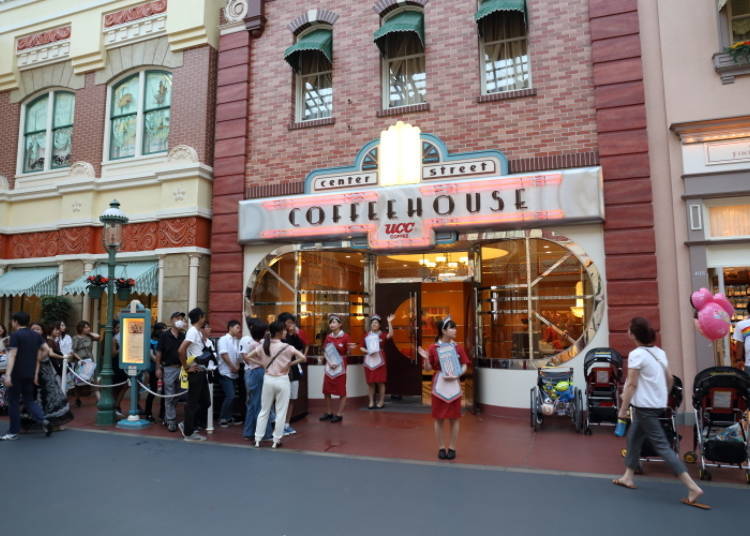 8) What to Eat at Tokyo Disneyland? Take a Relaxing Break at One of the Many Restaurants