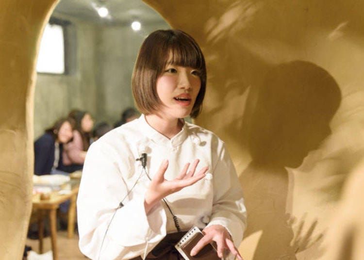 工作人員會教大家如何和貓咪們成為好朋友！