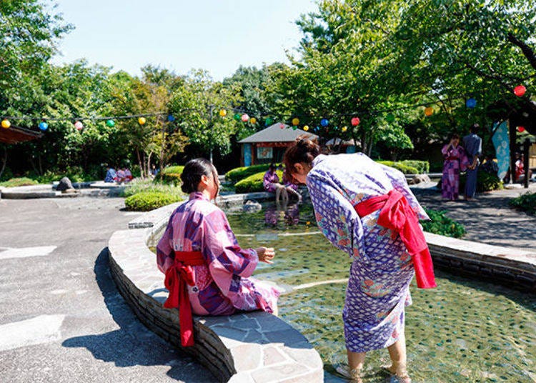 ▲ I walked the 50 meter hot spring road. The pebbles on the ground really stimulate the soles of the feet - it was a good kind of pain!