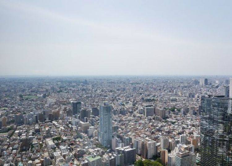 ▲Landscape of Otto, Chichibu, Kofu and other areas, beyond the Tokyo high-rise buildings